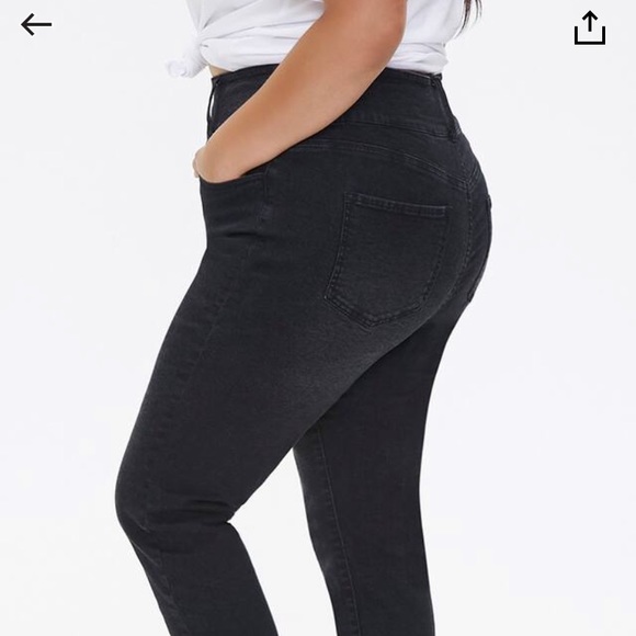 Black Curvy Fit Skinny Jeans - Picture 3 of 5